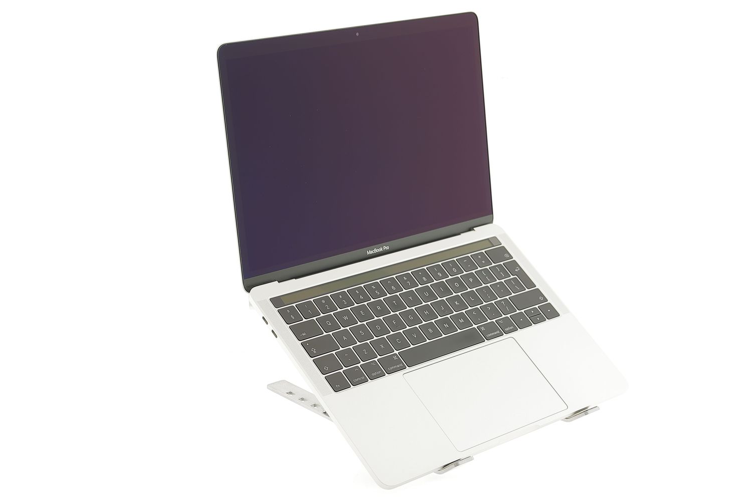 Apple MacBook Pro 13″ Touch Bar 2017, i5 3.1 GHz, 8 GB, Intel Iris Plus Graphics 650 256 GB Silver - Újszerű