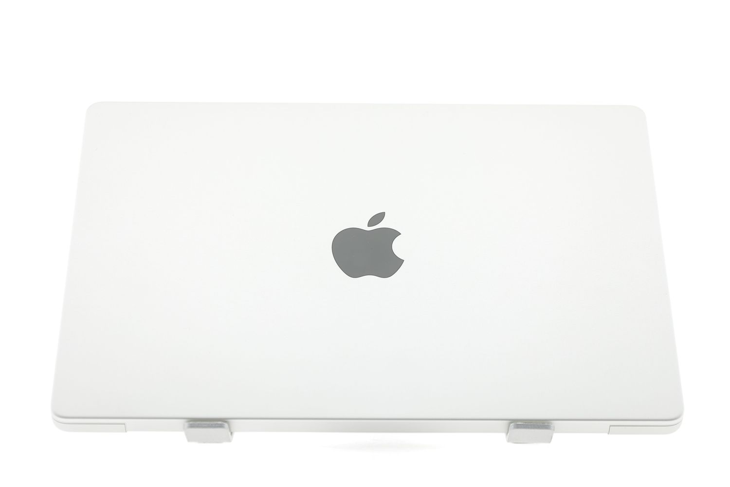 Apple MacBook Pro 14″ 2023, M3 8 Cores, 8 GB, 10 core GPU 512 GB Silver - Újszerű