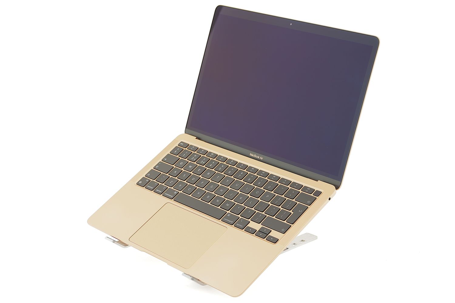 Apple MacBook Air 13″ 2020, M1 8 Cores, 8 GB, 7 core GPU 256 GB Gold