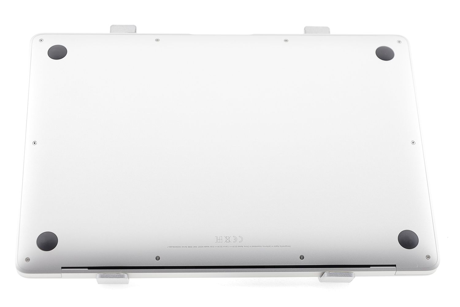 Apple MacBook Air 13″ 2020, M1 8 Cores, 8 GB, 7 core GPU 256 GB Silver