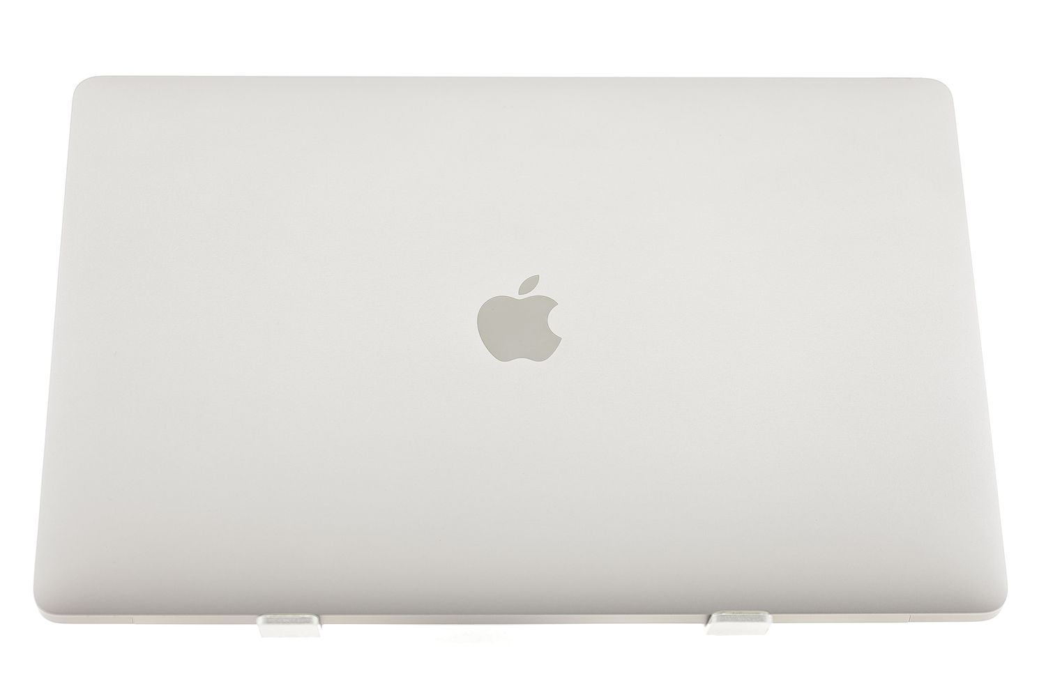 Apple MacBook Pro 15″ Touch Bar 2019, i9 2.3 GHz, 32 GB, AMD Radeon Pro 560X 1 TB Space Gray - Отлично