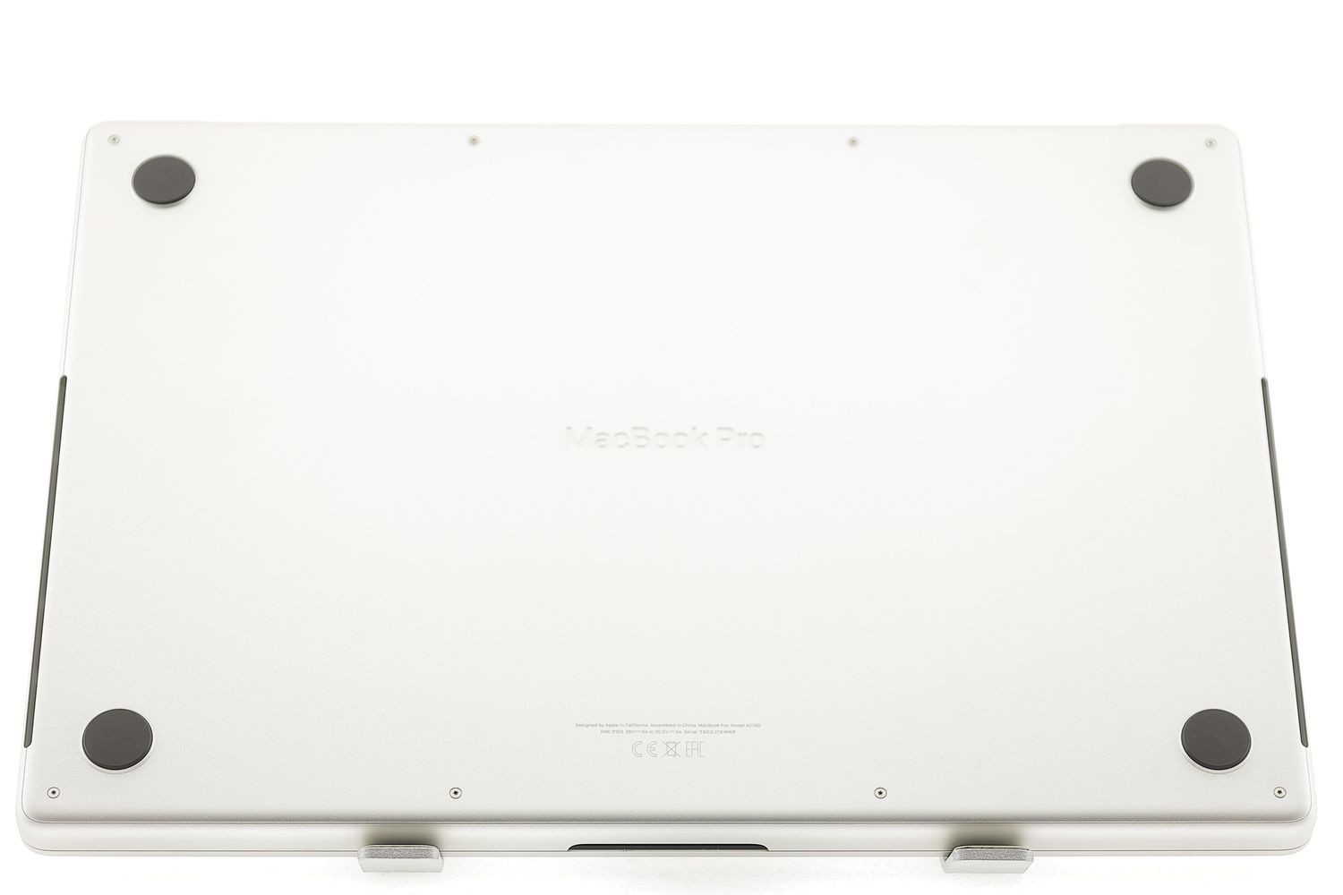 Apple MacBook Pro 16″ 2023, M2 Pro 12 Cores, 16 GB, 19 core GPU 512 GB Silver - Ca nou