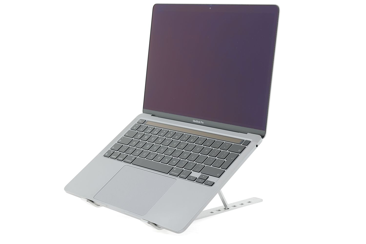 Apple MacBook Pro 13″ 2020, M1 8 Cores, 8 GB, 8 core GPU 256 GB Space Gray - Много добро