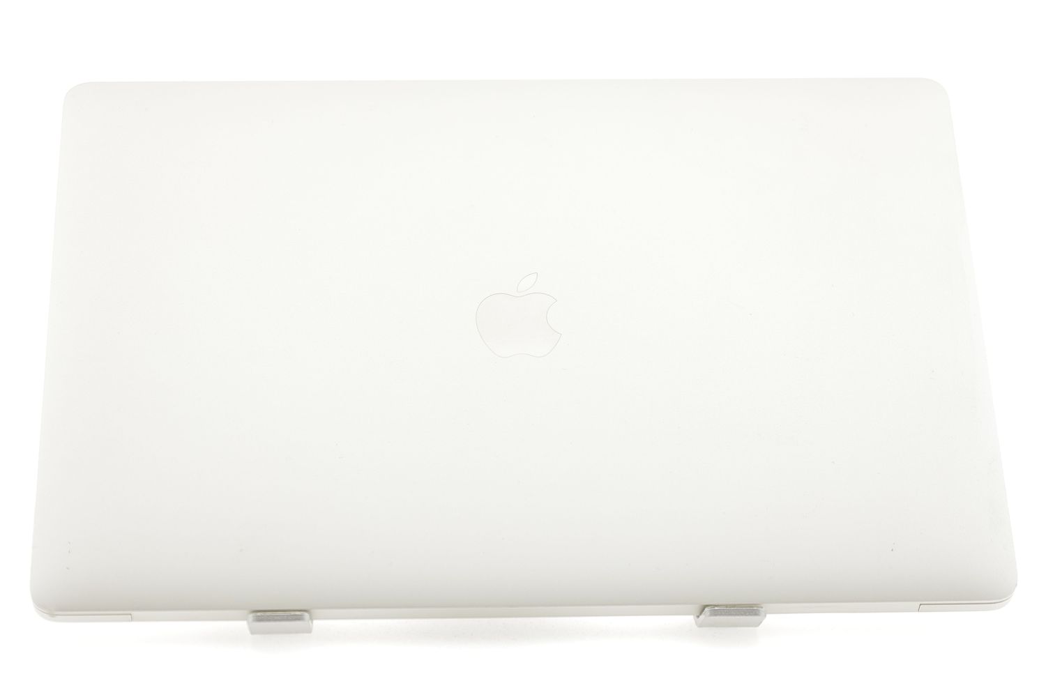 Apple MacBook Pro 15″ Touch Bar 2019, i9 2.4 GHz, 32 GB, AMD Radeon Pro 560x 1 TB Silver - Excelent