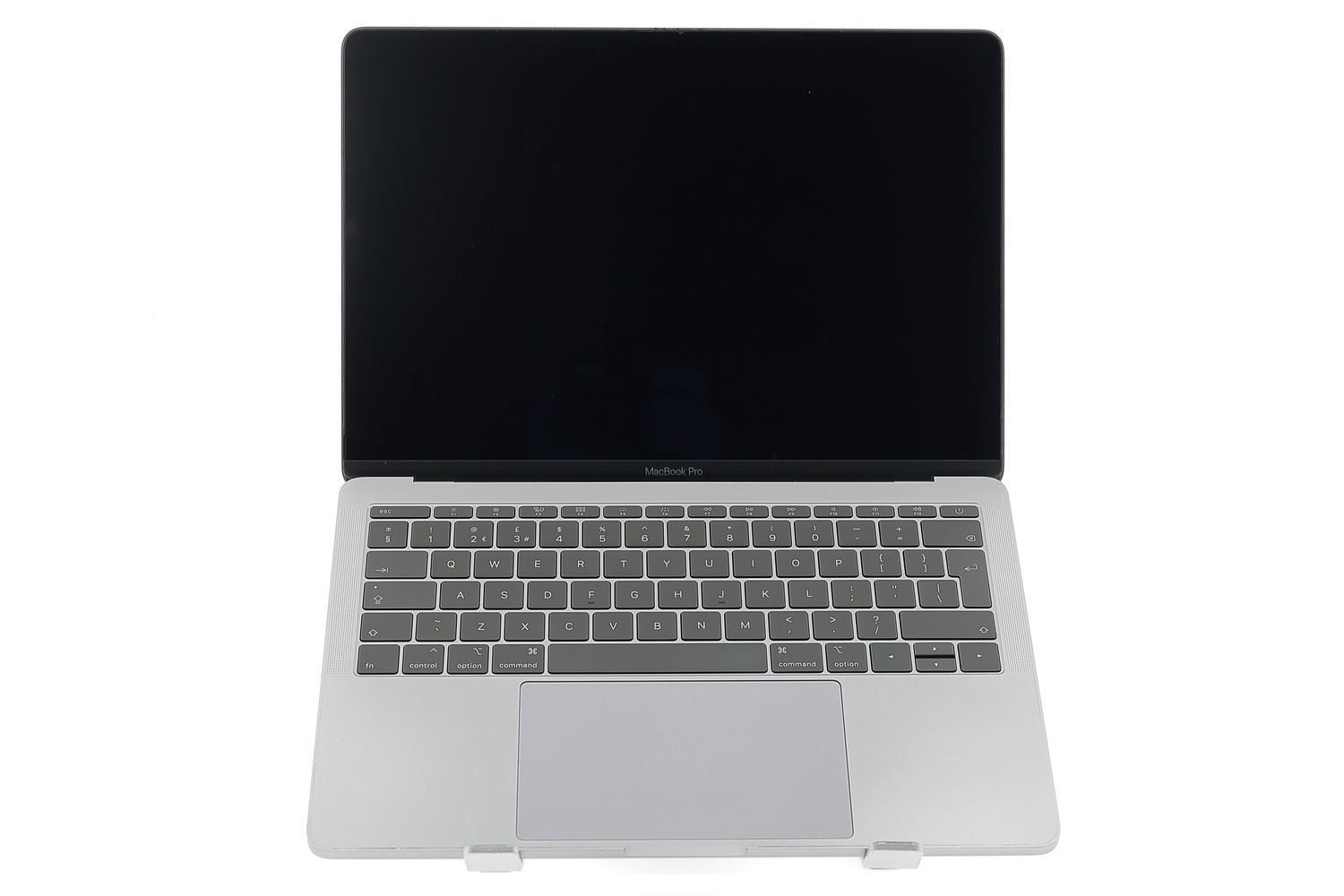 Apple MacBook Pro 13″ 2017, i5 2.3 GHz, 8 GB, Intel Iris Plus Graphics 640 128 GB Space Gray - Много добро