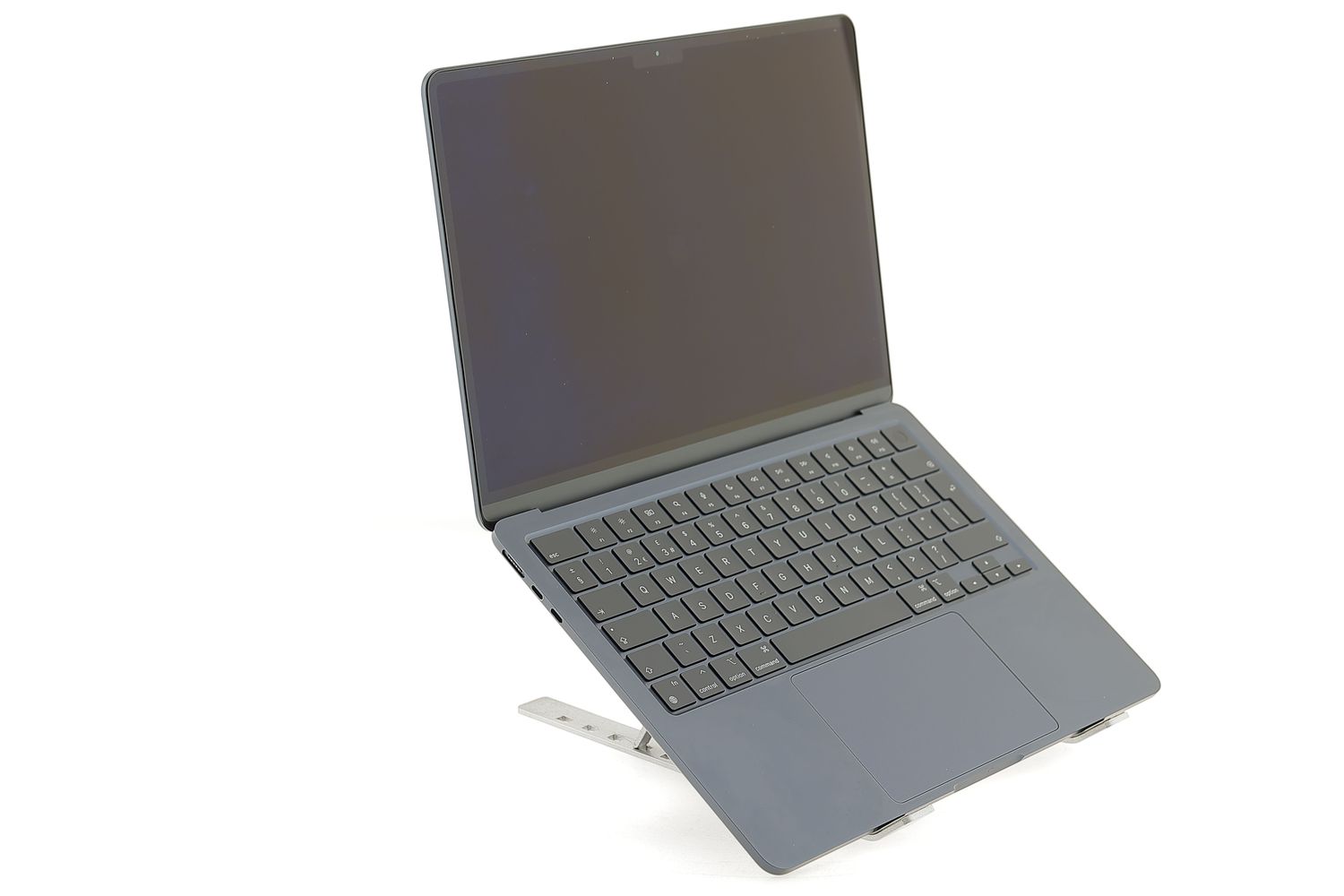 Apple MacBook Air 13″ 2022, M2 8 Cores, 8 GB, 10 core GPU 512 GB Midnight - Ca nou