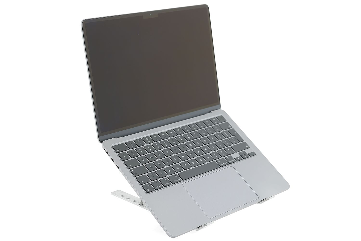 Apple MacBook Air 13″ 2022, M2 8 Cores, 8 GB, 8 core GPU 256 GB Space Gray - Като нов