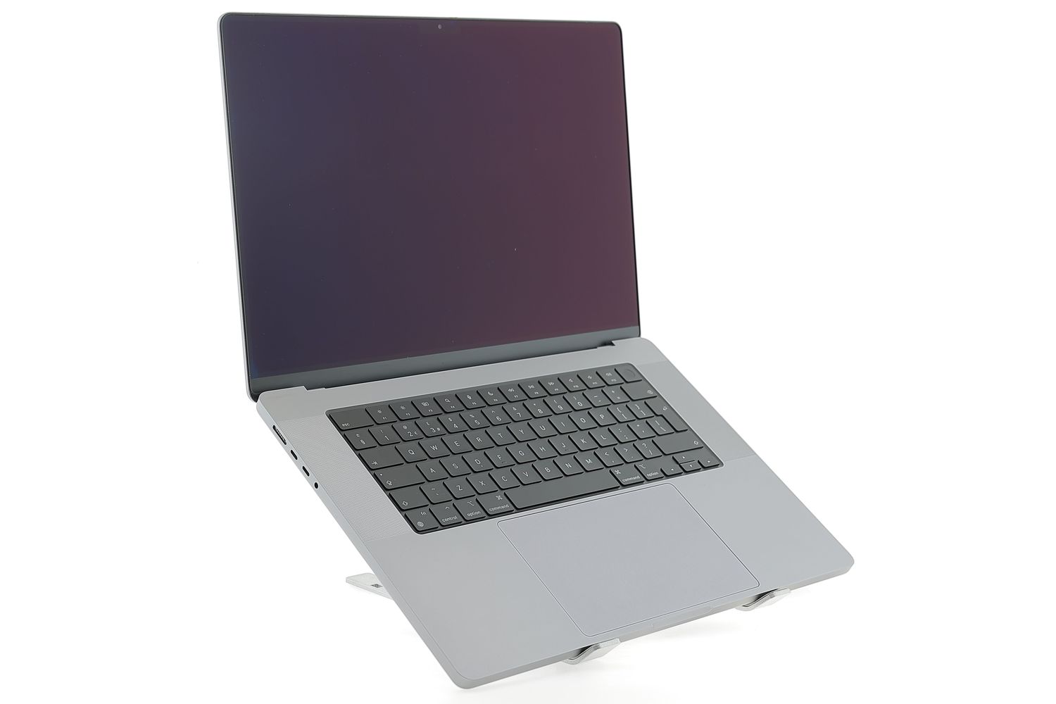Apple MacBook Pro 16″ 2021, M1 Pro 10 Cores, 16 GB, 16 core GPU 512 GB Space Gray - Excelent