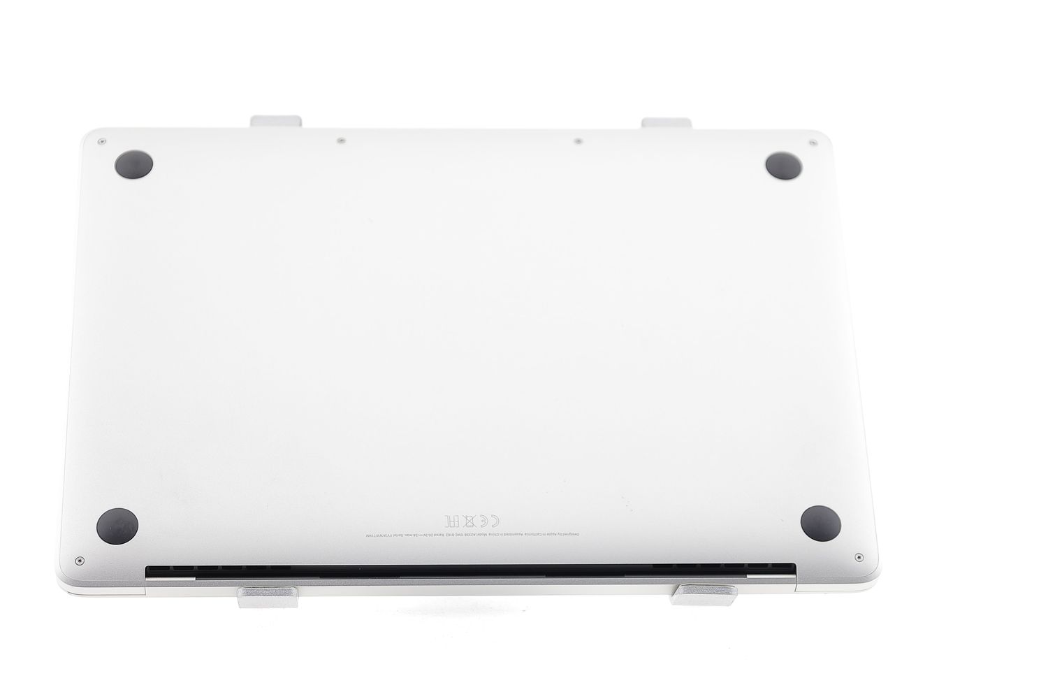 Apple MacBook Pro 13″ 2022, M2 8 Cores, 8 GB, 10 core GPU 256 GB Silver - Добро