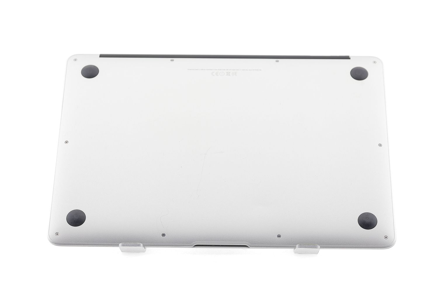 Apple MacBook Air 13″ 2017, i5 1.8 GHz, 8 GB, HD Graphics 6000 256 GB Silver