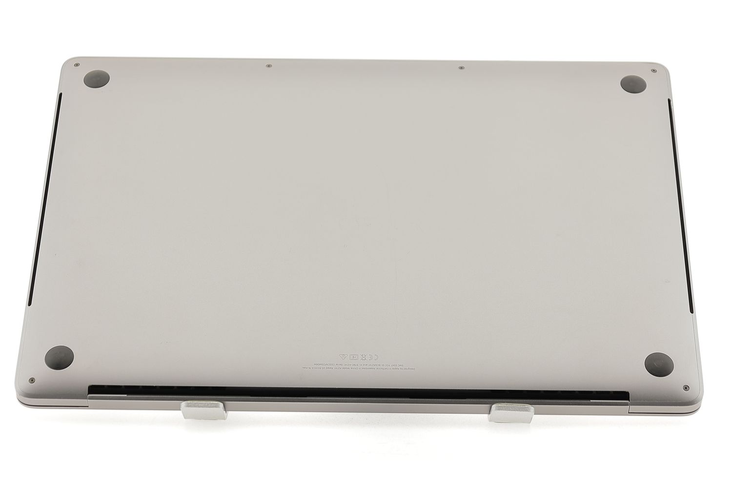 Apple MacBook Pro 16″ Touch Bar 2019, i9 2.4 GHz, 32 GB, AMD Radeon Pro 5500M 1 TB Space Gray - Πολύ καλό