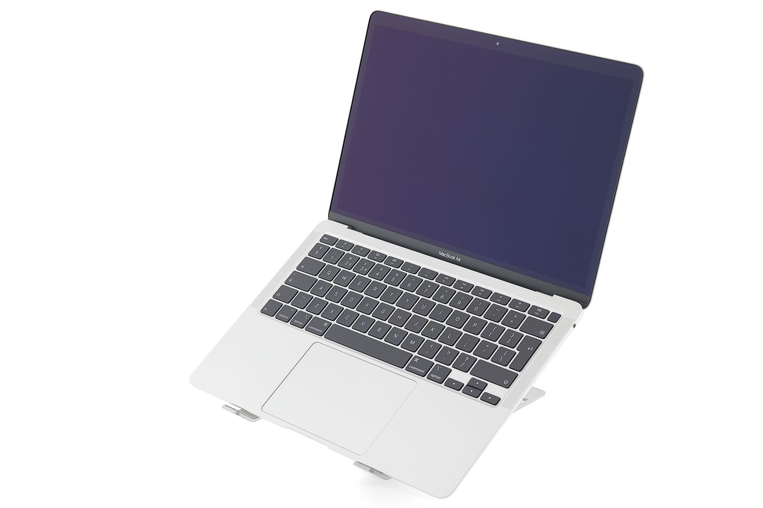 Apple MacBook Air 13″ 2020, M1 8 Cores, 8 GB, 7 core GPU, Silver