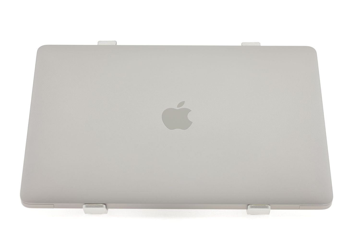 Apple MacBook Air 13″ 2020, M1 8 Cores, 8 GB, 8 core GPU 512 GB Space Gray - Újszerű