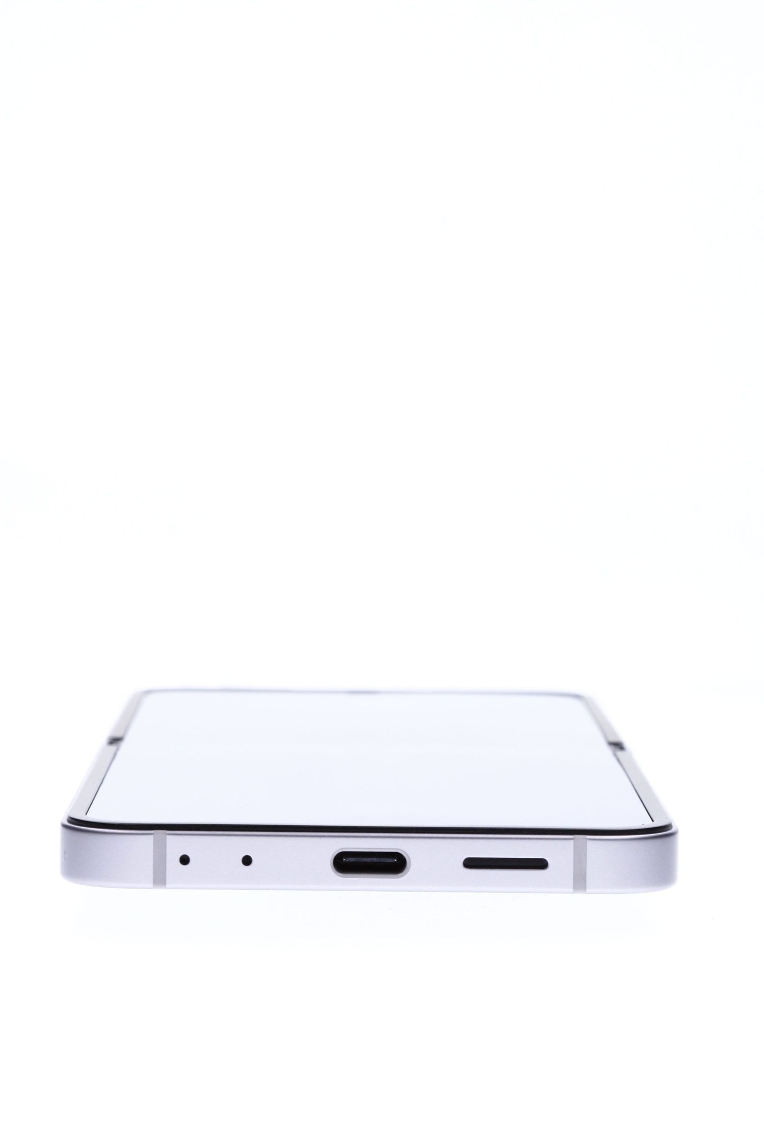Samsung Galaxy Z Flip6 256 GB Silver Shadow - Като нов