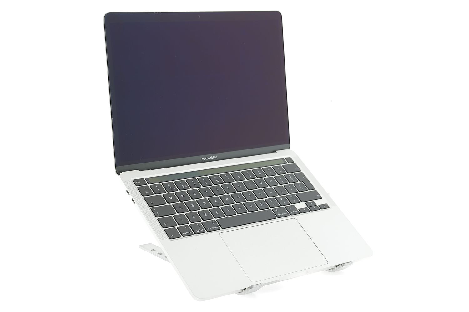Apple MacBook Pro 13″ Touch Bar 2020, i7 2.3 GHz, 16 GB, Intel Iris Plus Graphics 512 GB Silver - Отлично