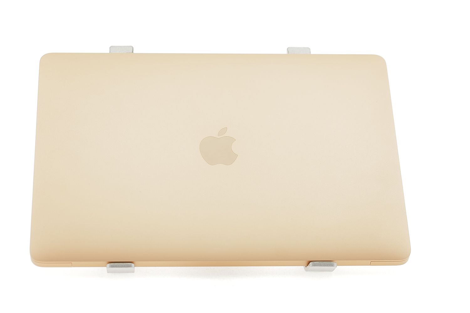 Apple MacBook Air 13″ 2020, i3 1.1 GHz, 8 GB, Intel Iris Plus 256 GB Gold - Ca nou