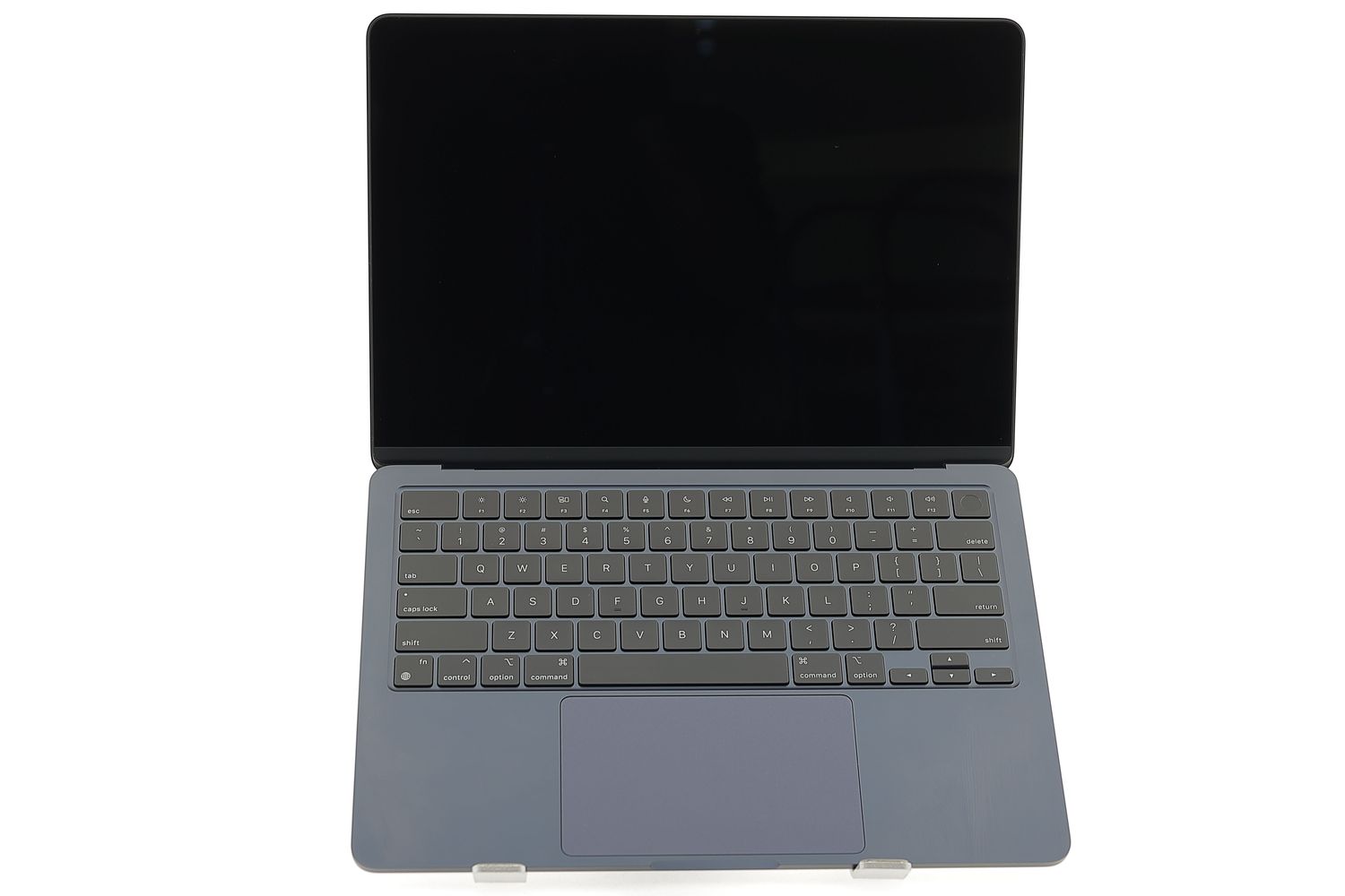 Apple MacBook Air 13″ 2022, M2 8 Cores, 16 GB, 10 core GPU 512 GB Midnight - Ca nou