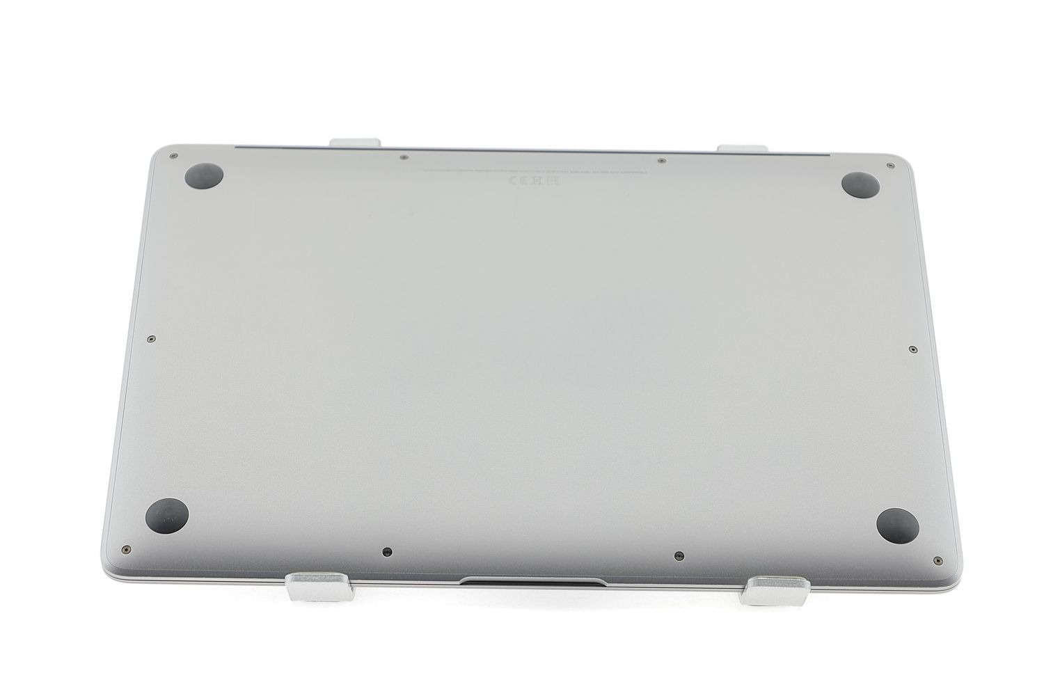 Apple MacBook Air 13″ 2020, M1 8 Cores, 8 GB, 8 core GPU 512 GB Silver - Nagyon jó