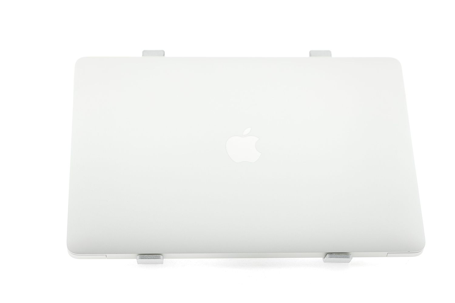 Apple MacBook Air 13″ 2020, i5 1.1 GHz, 8 GB, Intel Iris Plus 256 GB Silver - Ca nou