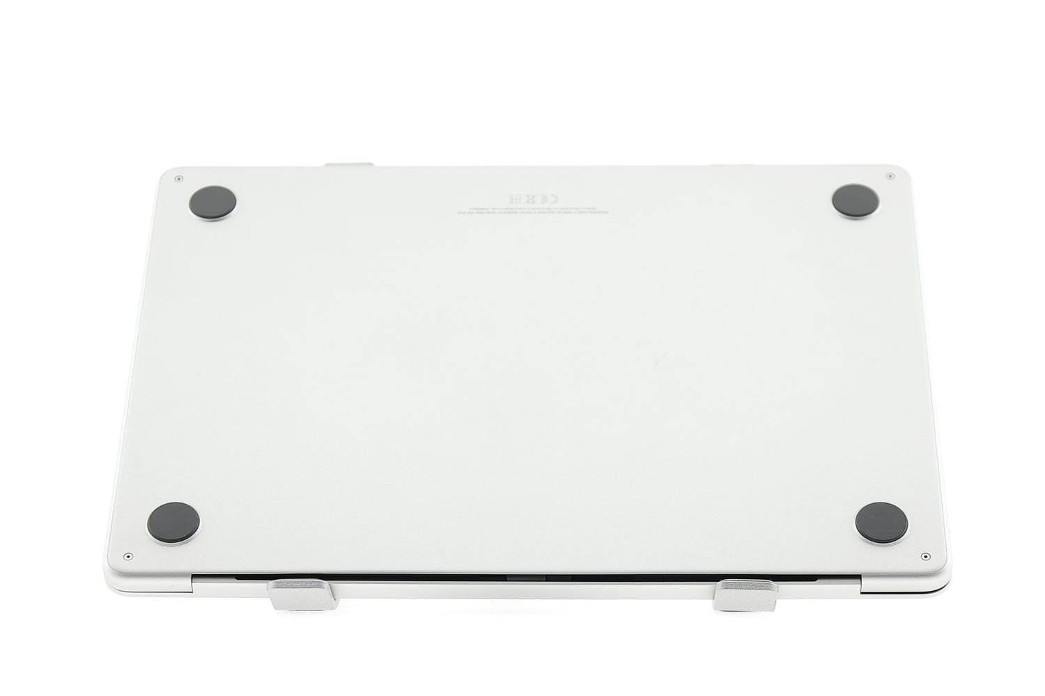 Apple MacBook Air 13″ 2022, M2 8 Cores, 8 GB, 8 core GPU 256 GB Silver - Újszerű