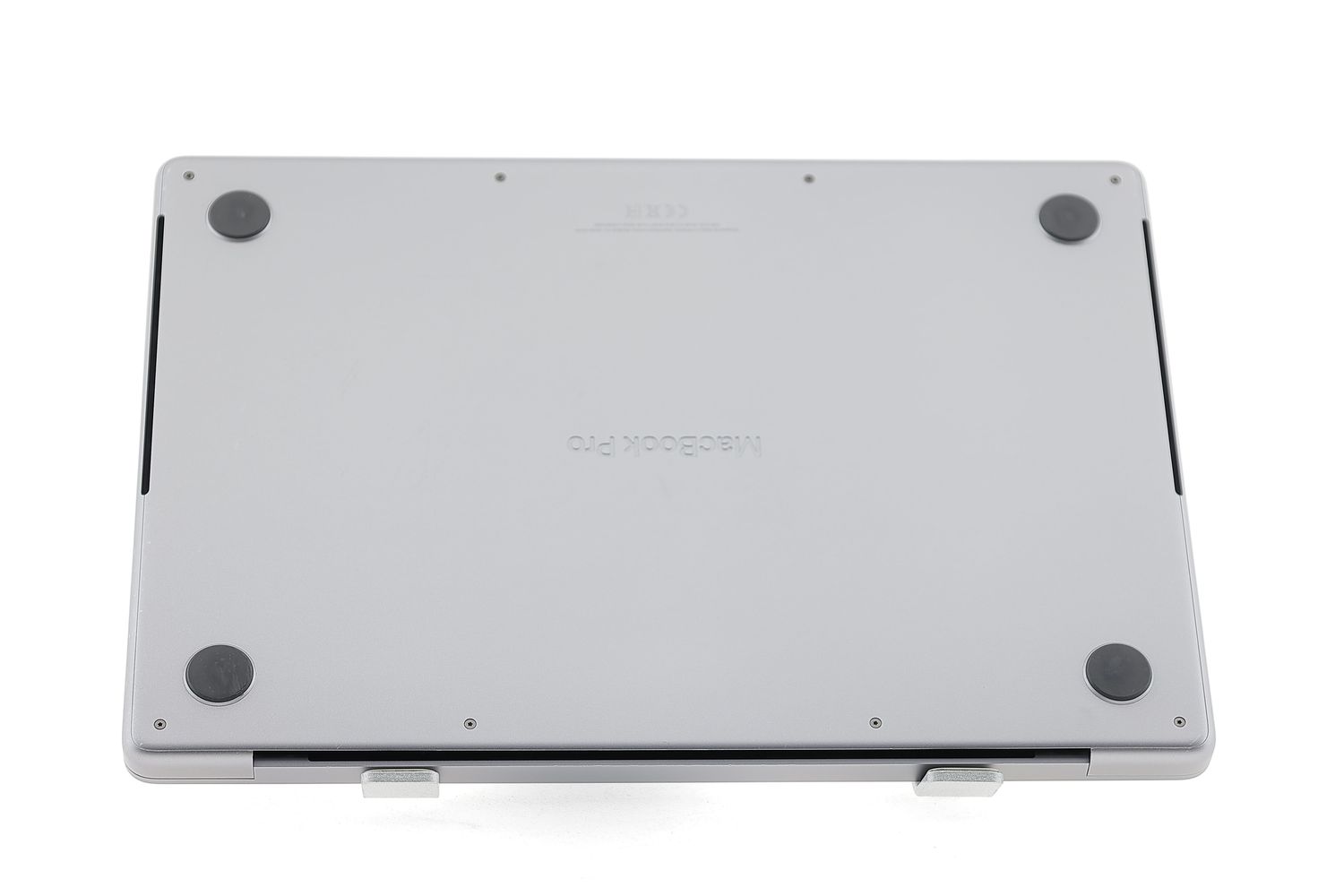 Apple MacBook Pro 14″ 2023, M2 Pro 10 Cores, 16 GB, 16 core GPU 512 GB Space Gray