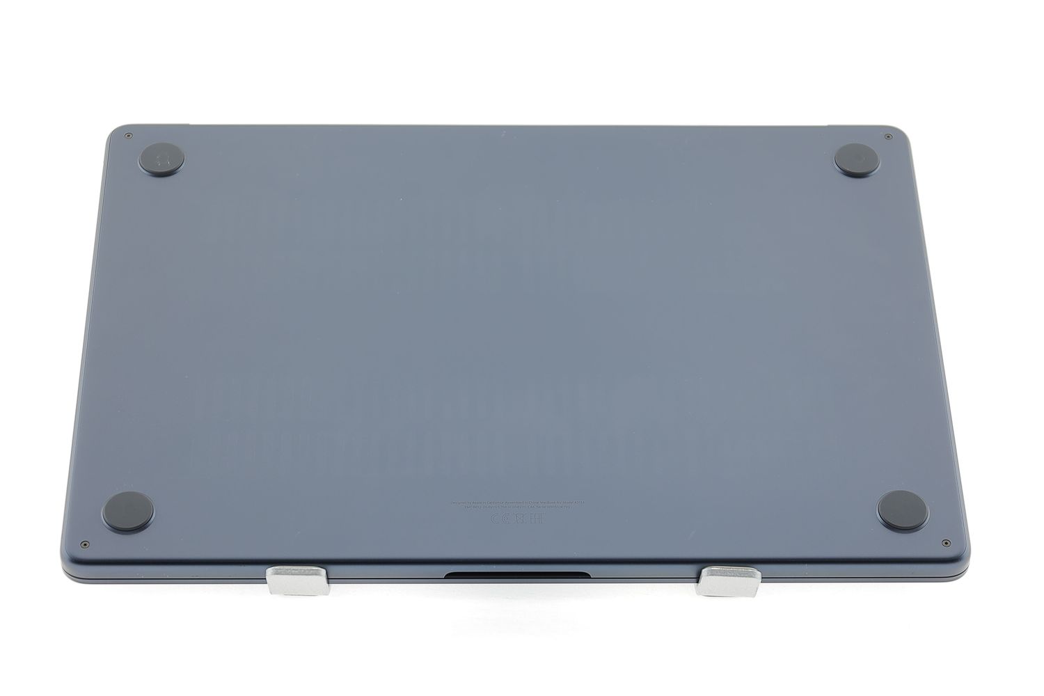 Apple MacBook Air 15″ 2024, M3 8 Cores, 16 GB, 10 core GPU 512 GB Midnight - Много добро