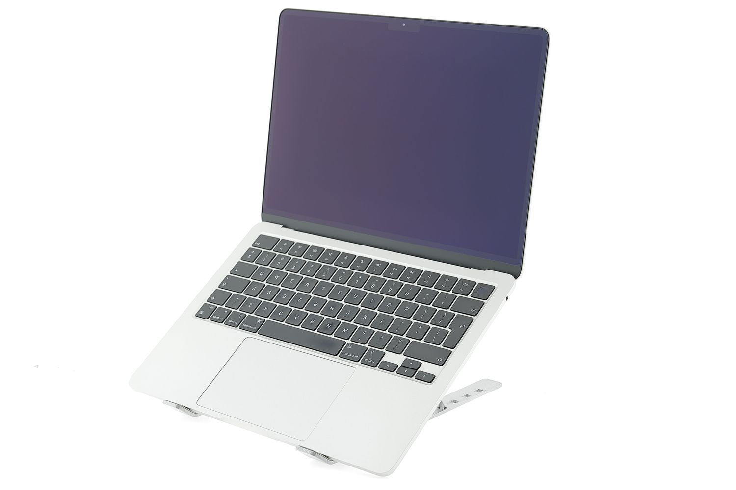 Apple MacBook Air 13″ 2022, M2 8 Cores, 24 GB, 10 core GPU 1 TB Silver - Като нов