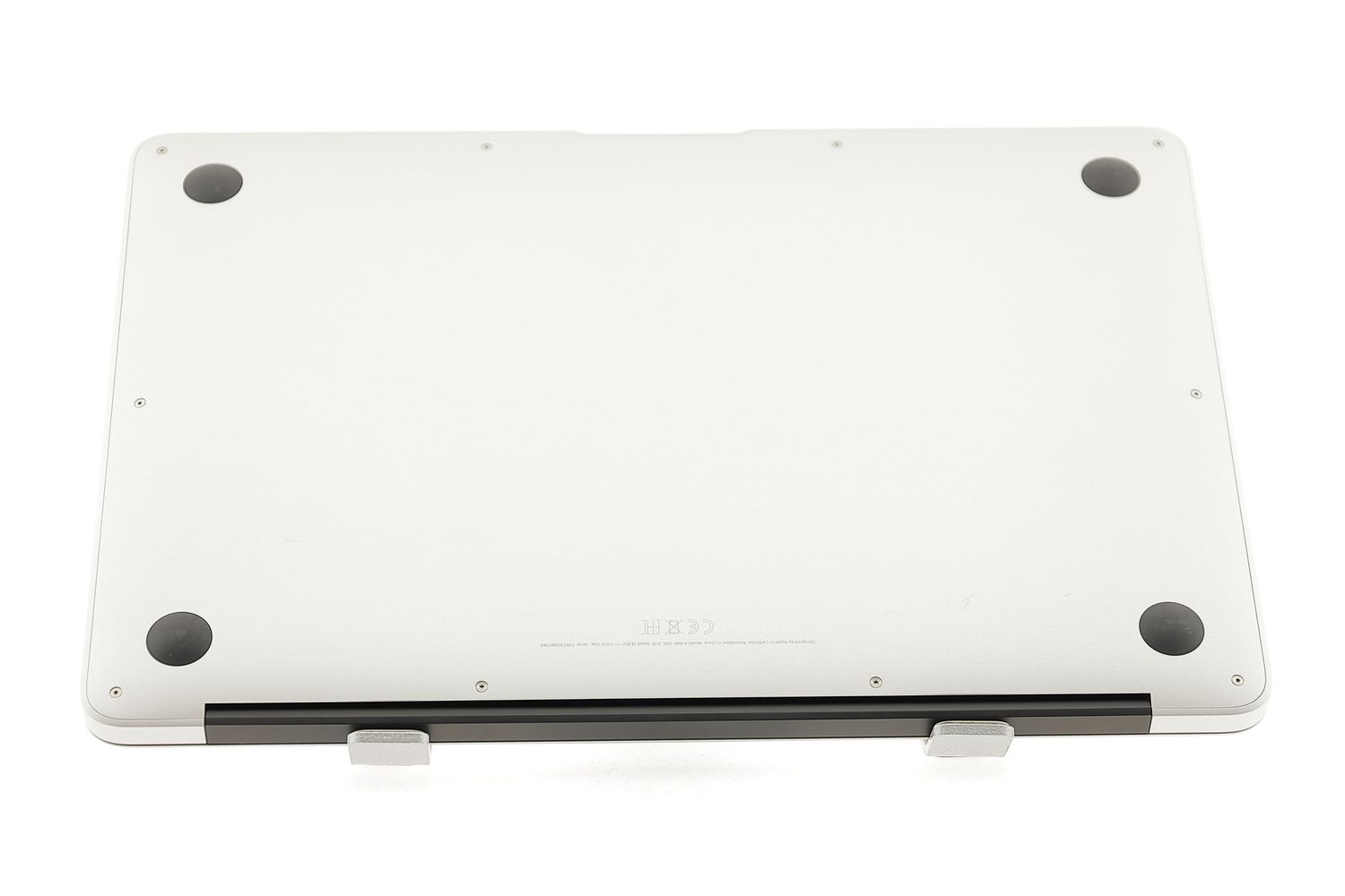 Apple MacBook Air 13″ 2017, i5 1.8 GHz, 8 GB, HD Graphics 6000 128 GB Silver - Като нов