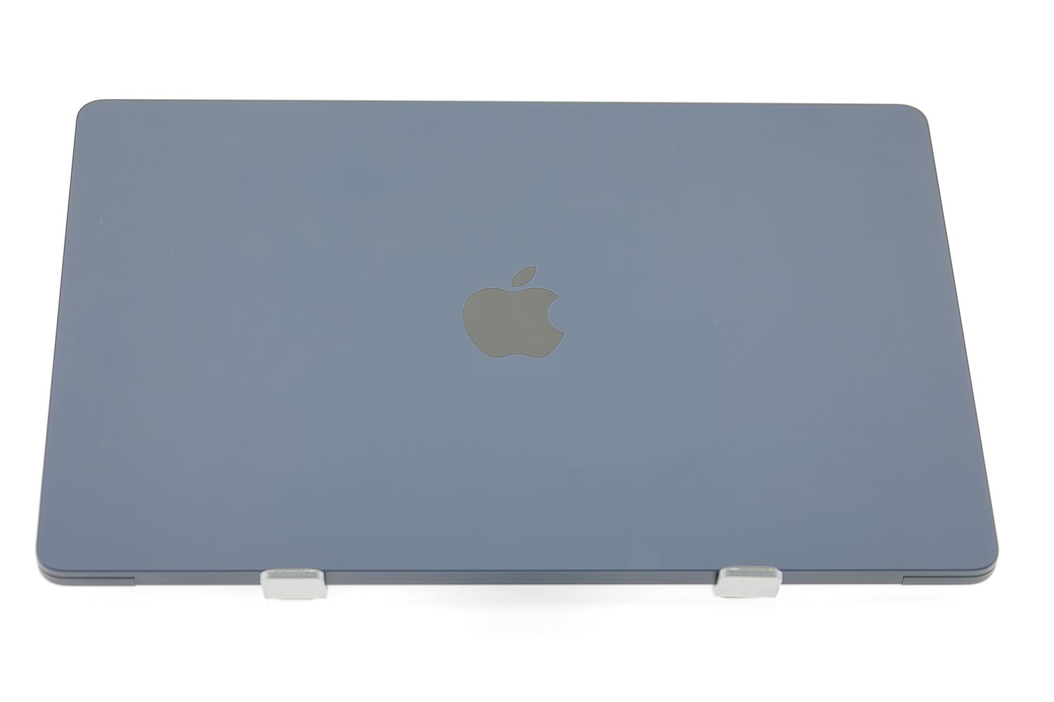 Apple MacBook Air 15″ 2024, M3 8 Cores, 24 GB, 10 core GPU 512 GB Midnight - Újszerű
