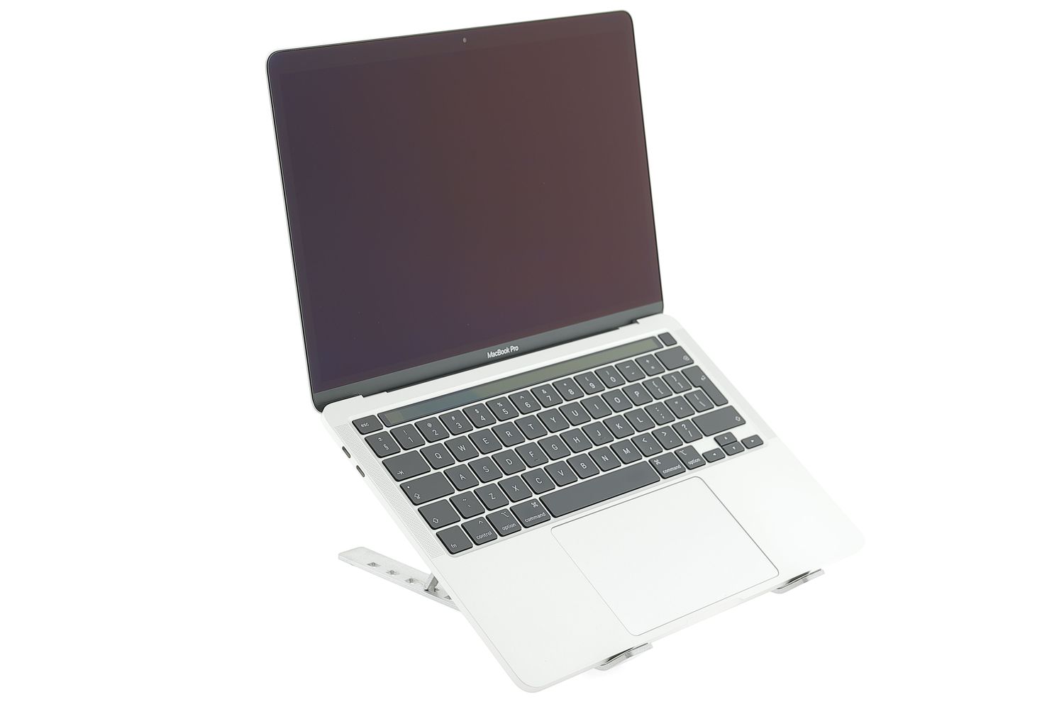 Apple MacBook Pro 13″ Touch Bar 2020, i5 2 GHz, 16 GB, Intel Iris Plus Graphics 512 GB Silver - Като нов