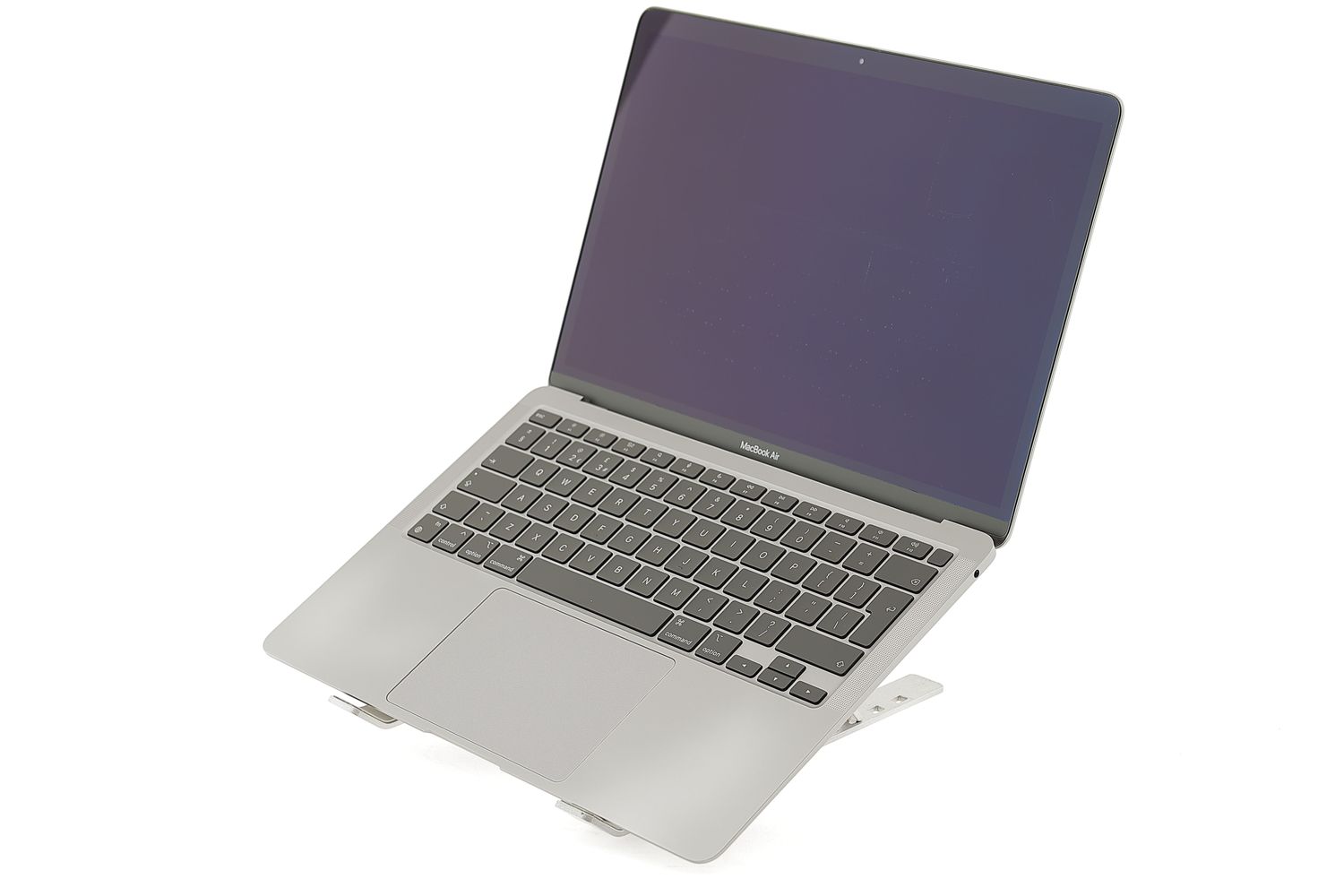 Apple MacBook Air 13″ 2020, M1 8 Cores, 8 GB, 7 core GPU 256 GB Space Gray - Jó
