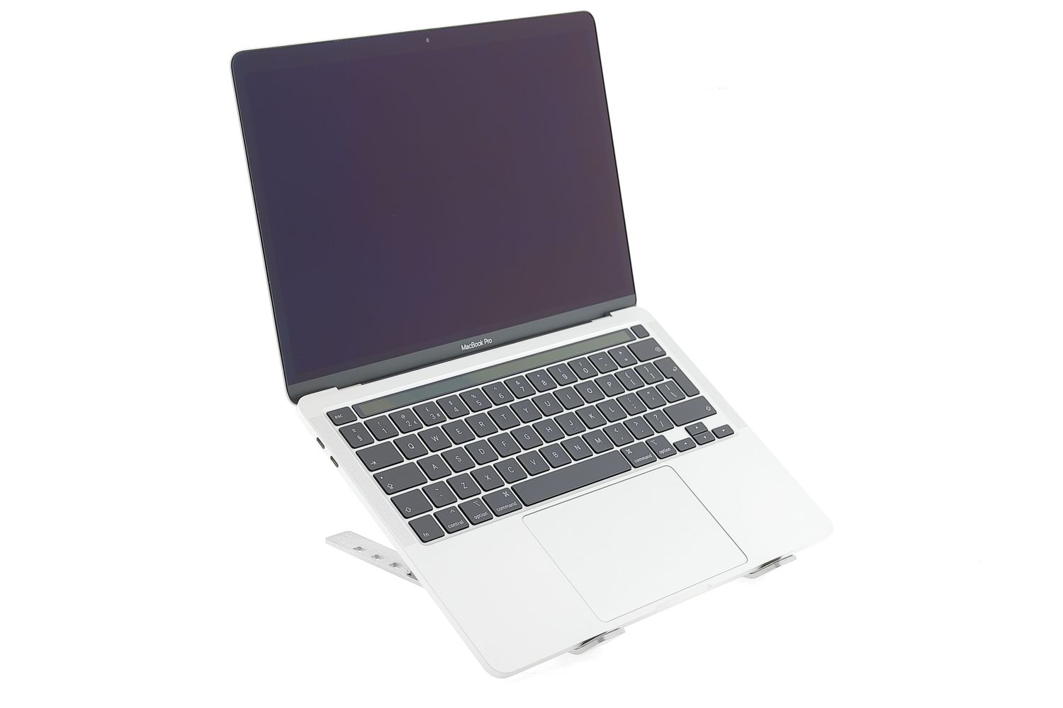 Apple MacBook Pro 13″ Touch Bar 2020, i7 2.3 GHz, 16 GB, Intel Iris Plus Graphics 512 GB Silver - Excelent