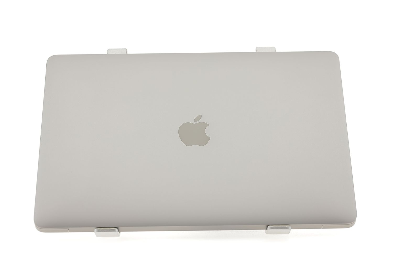 Apple MacBook Air 13″ 2020, M1 8 Cores, 8 GB, 8 core GPU, Space
