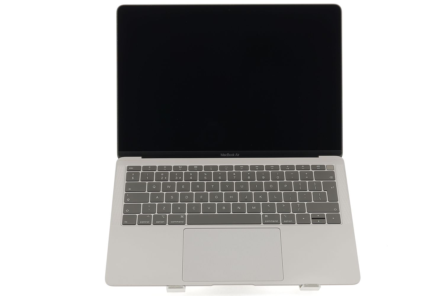 Apple MacBook Air 13″ 2018, i5 1.6 GHz, 8 GB, Intel UHD Graphics 617 128 GB Space Gray - Ca nou