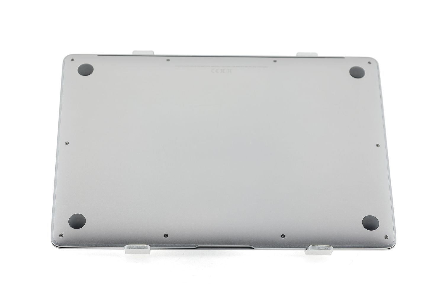 Apple MacBook Air 13″ 2020, i5 1.1 GHz, 8 GB, Intel Iris Plus 512 GB Space Gray - Újszerű