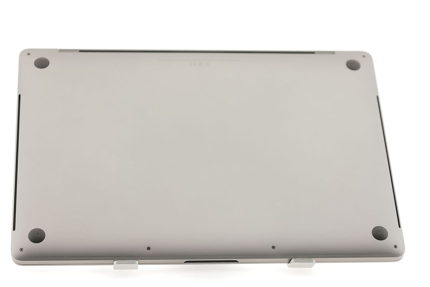 Apple MacBook Pro 16″ Touch Bar 2019, i7 2.6 GHz, 16 GB, AMD Radeon Pro 5300M 512 GB Space Gray - Много добро