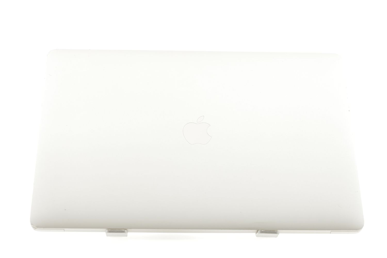 Apple MacBook Pro 15″ Touch Bar 2019, i7 2.6 GHz, 16 GB, AMD Radeon Pro 555X 256 GB Silver - Много добро