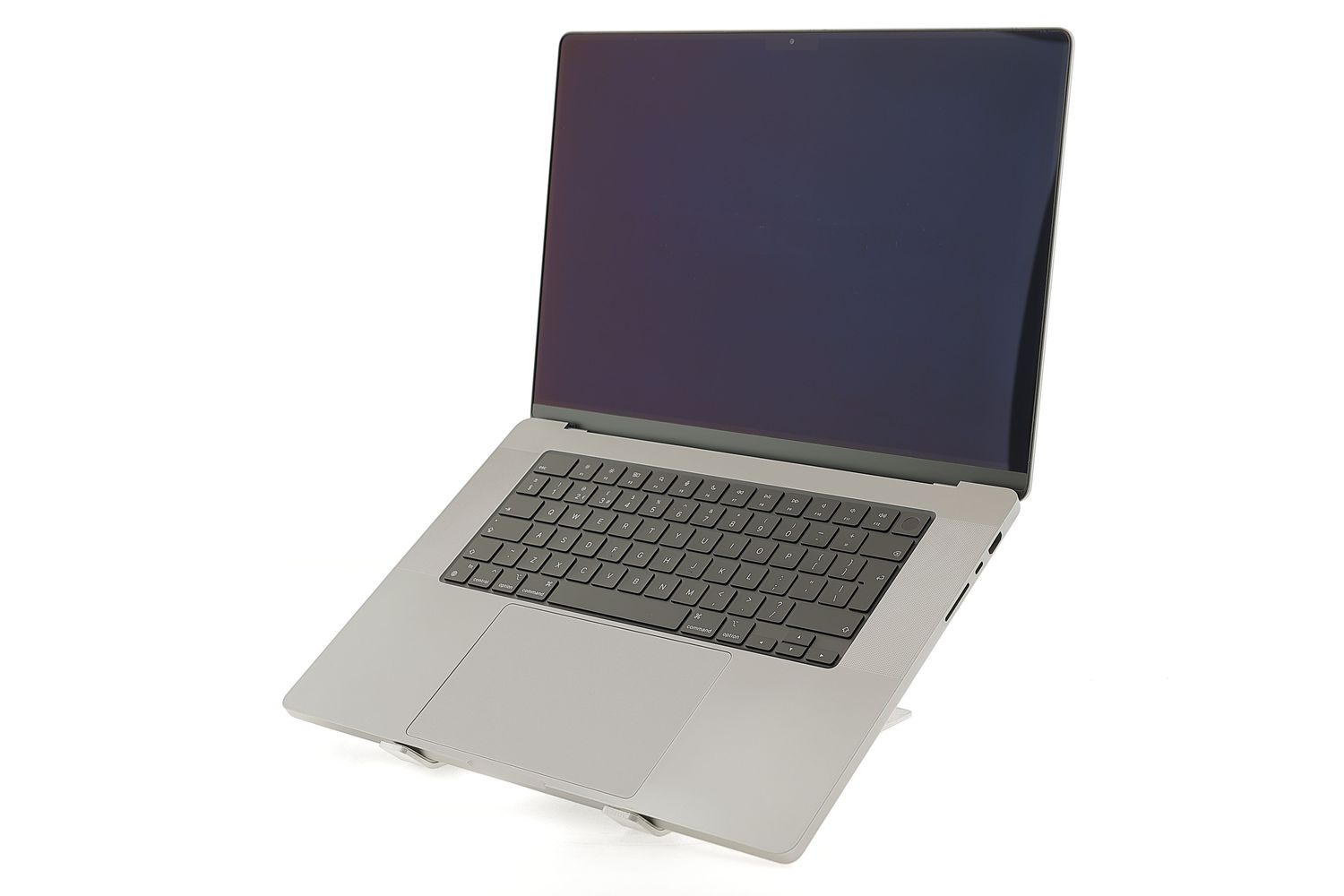 Apple MacBook Pro 16″ 2021, M1 Pro 10 Cores, 16 GB, 16 core GPU 512 GB Space Gray - Újszerű