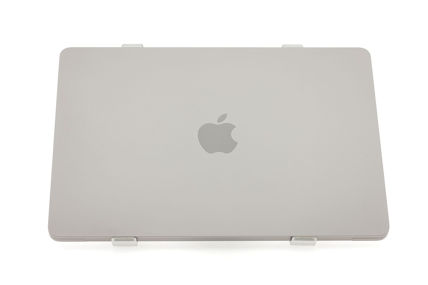 Apple MacBook Air 13″ 2022, M2 8 Cores, 8 GB, 8 core GPU 256 GB Space Gray - Като нов