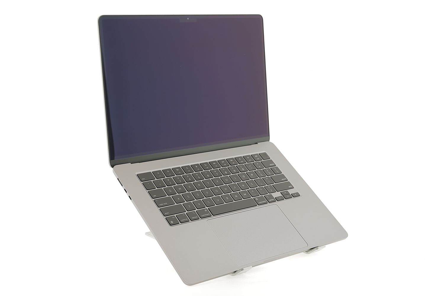 Apple MacBook Air 15″ 2024, M3 8 Cores, 8 GB, 10 core GPU 256 GB Silver - Като нов