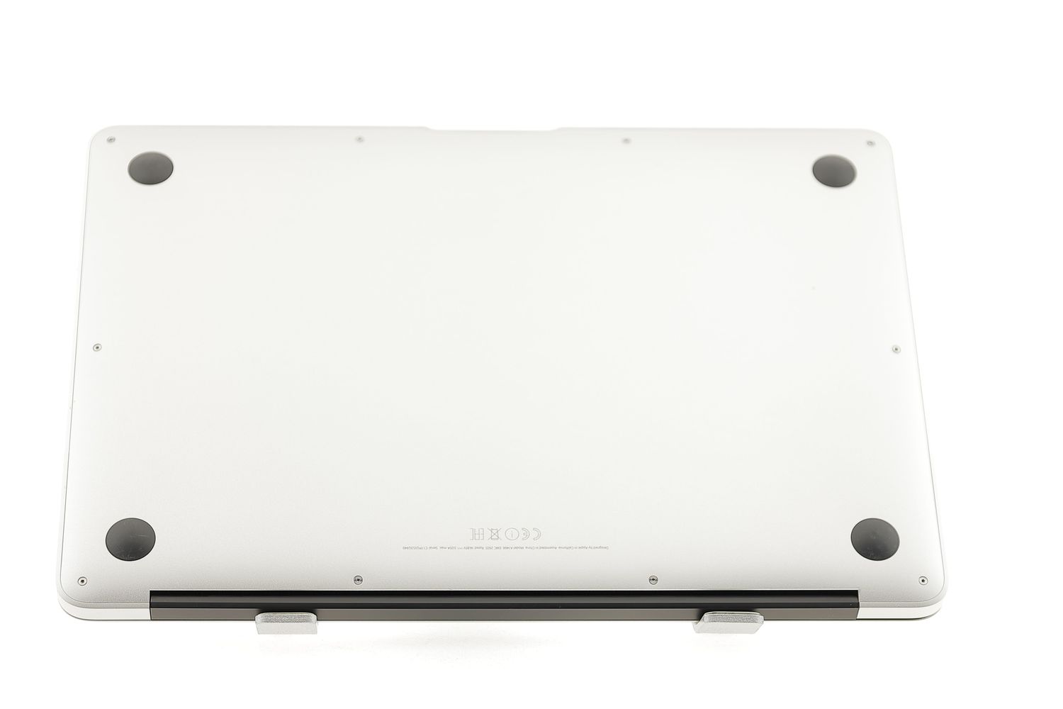 Apple MacBook Air 13″ 2017, i5 1.8 GHz, 8 GB, HD Graphics 6000 256 GB Silver - Kiváló