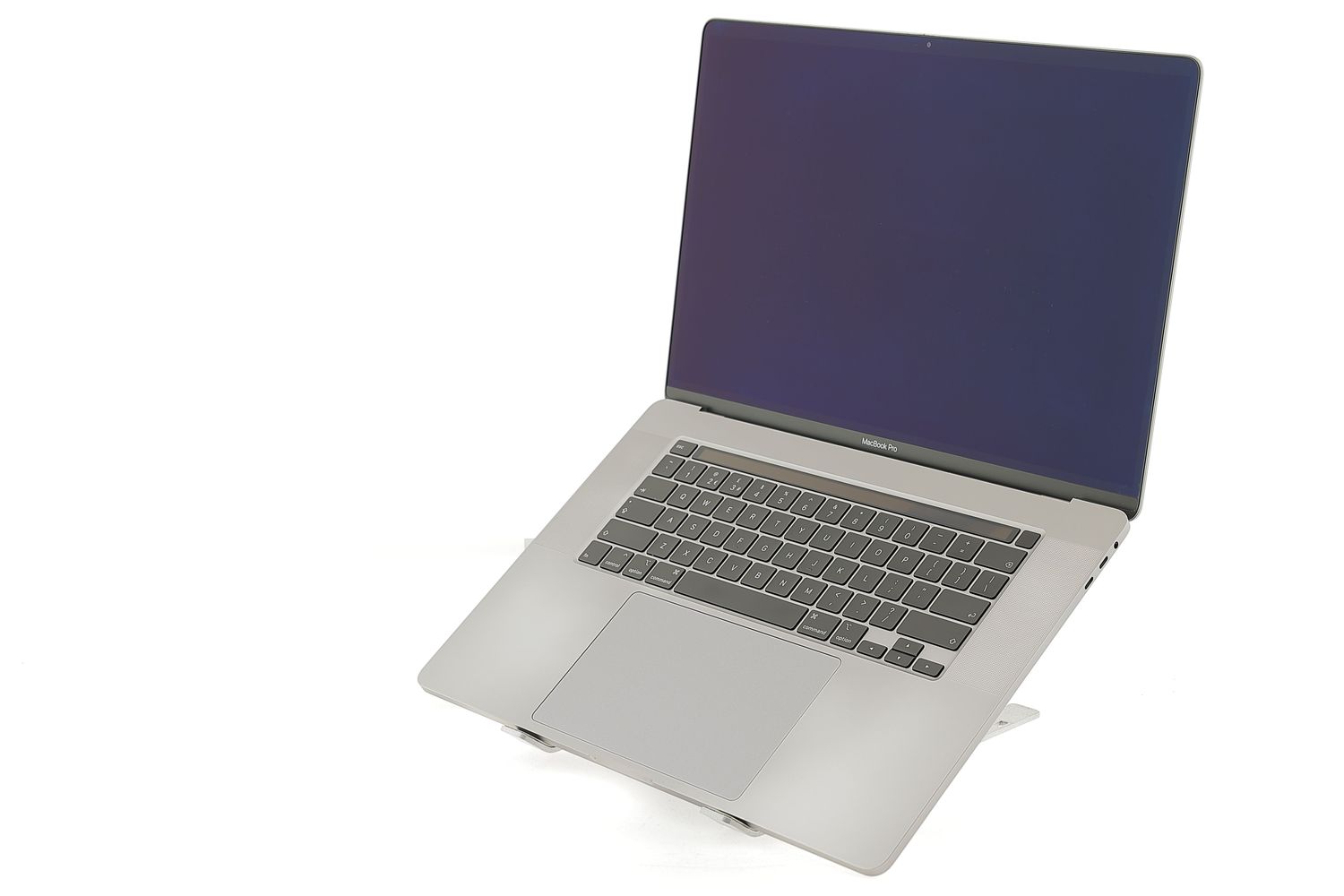 Apple MacBook Pro 16″ Touch Bar 2019, i9 2.4 GHz, 32 GB, AMD Radeon Pro 5300M 512 GB Space Gray - Ca nou