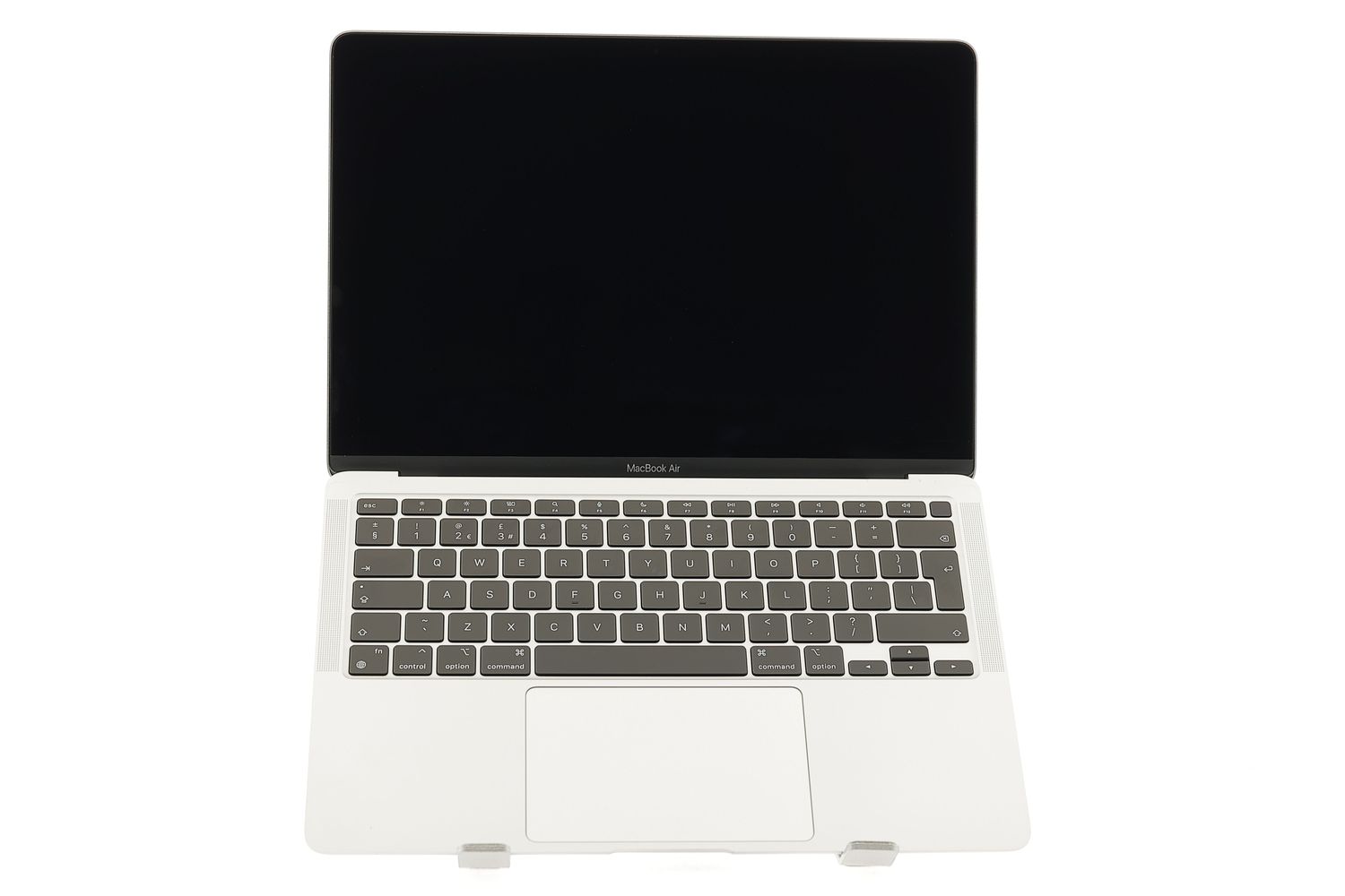 Apple MacBook Air 13″ 2020, M1 8 Cores, 8 GB, 8 core GPU 512 GB Silver - Kiváló