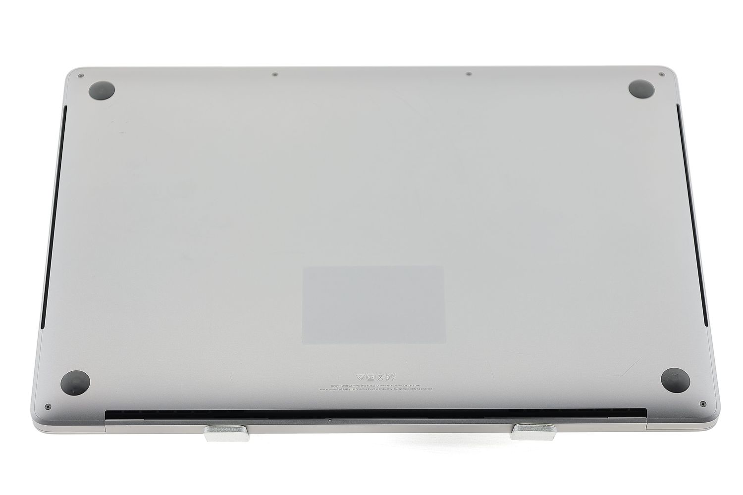 Apple MacBook Pro 16″ Touch Bar 2019, i9 2.4 GHz, 16 GB, AMD Radeon Pro 5300M 1 TB Space Gray - Excelent