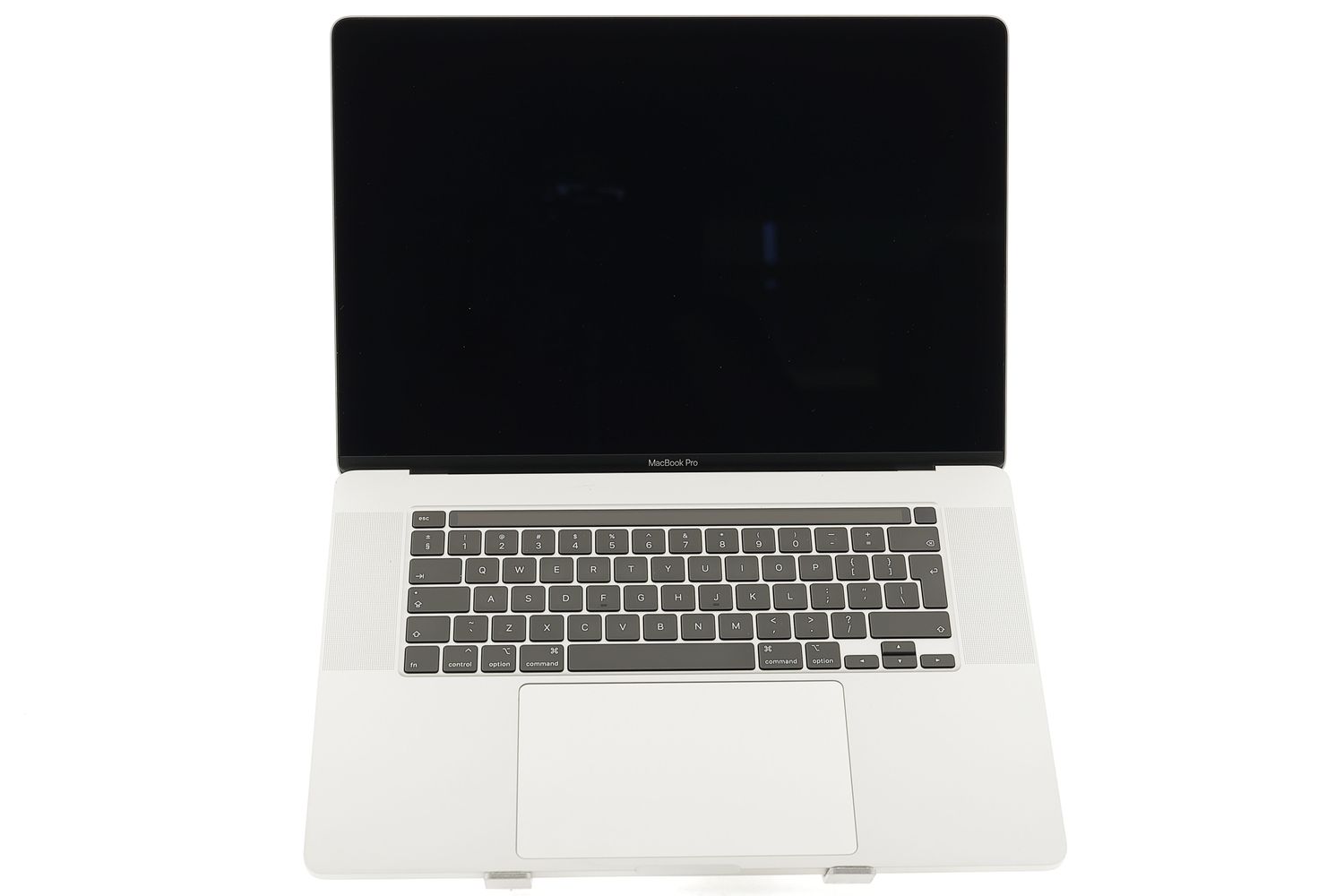 Apple MacBook Pro 16″ Touch Bar 2019, i7 2.6 GHz, 16 GB, AMD Radeon Pro 5300M 512 GB Silver - Много добро