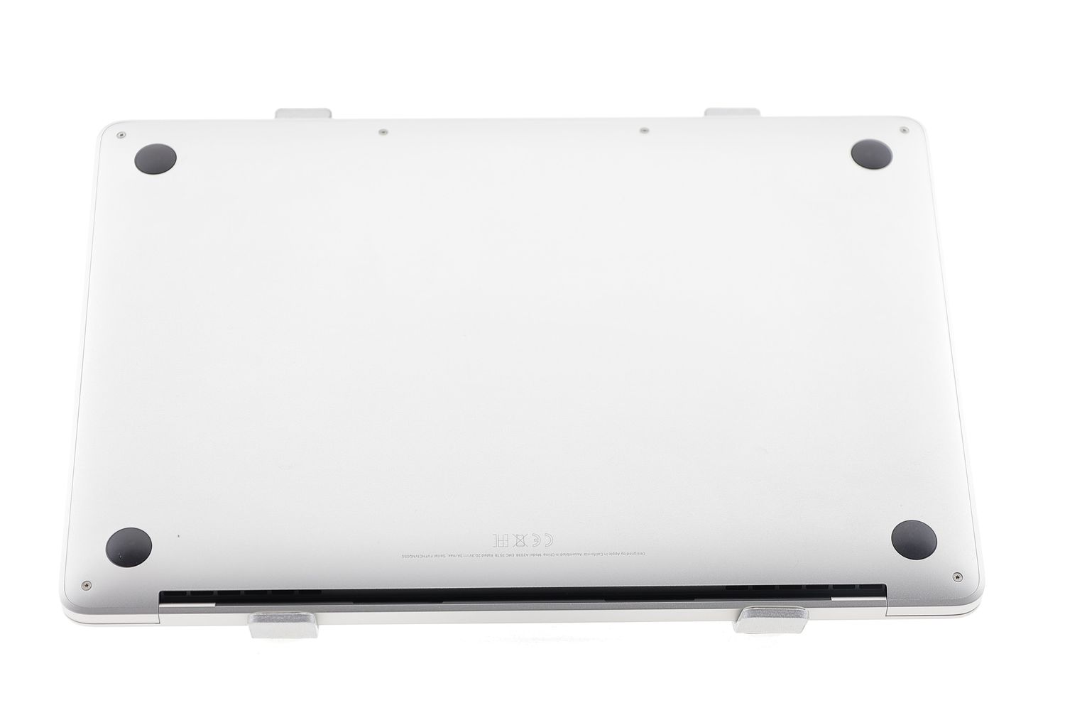 Apple MacBook Pro 13″ 2020, M1 8 Cores, 8 GB, 8 core GPU 256 GB Silver