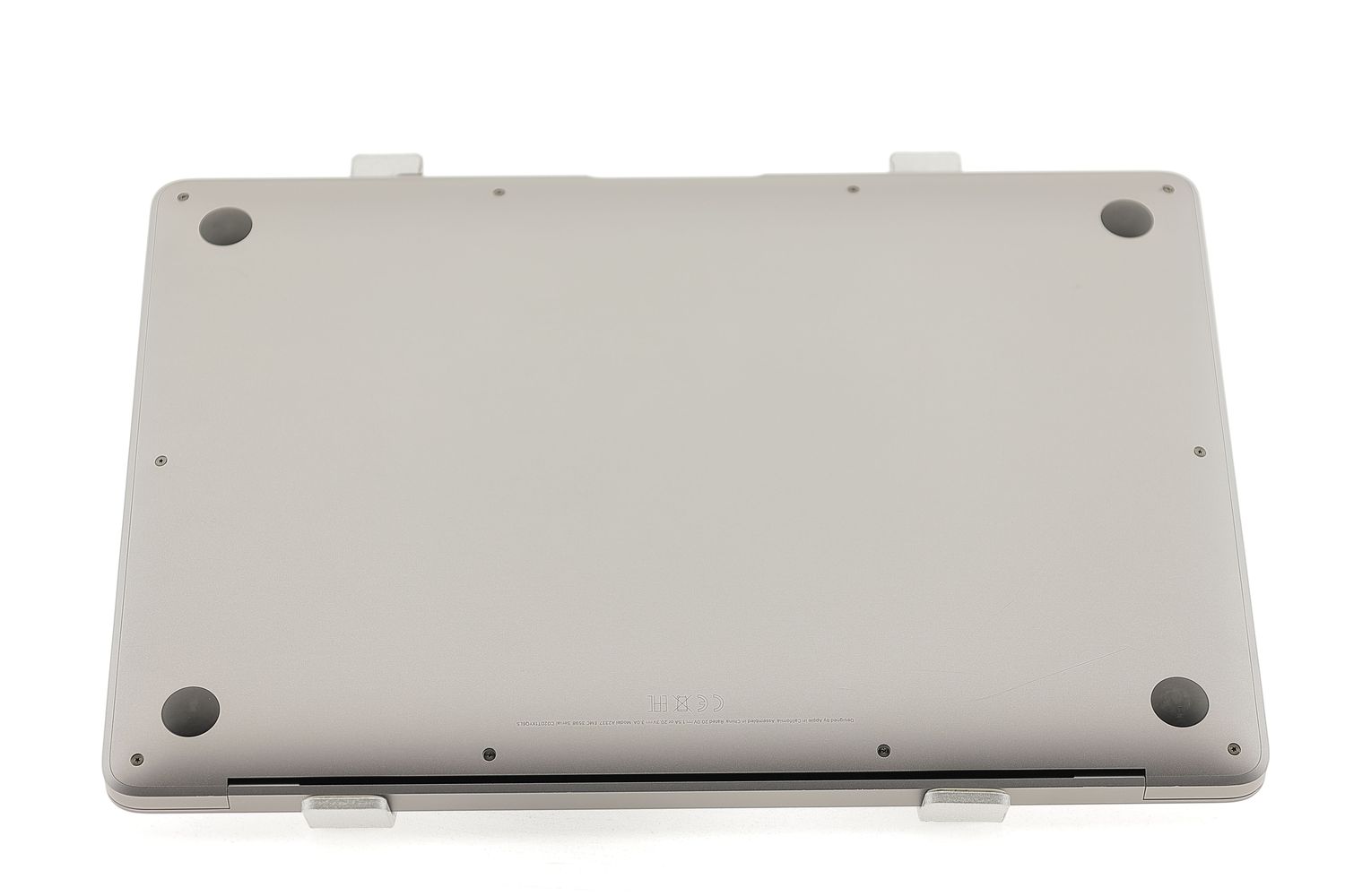 Apple MacBook Air 13″ 2020, M1 8 Cores, 8 GB, 8 core GPU, Space