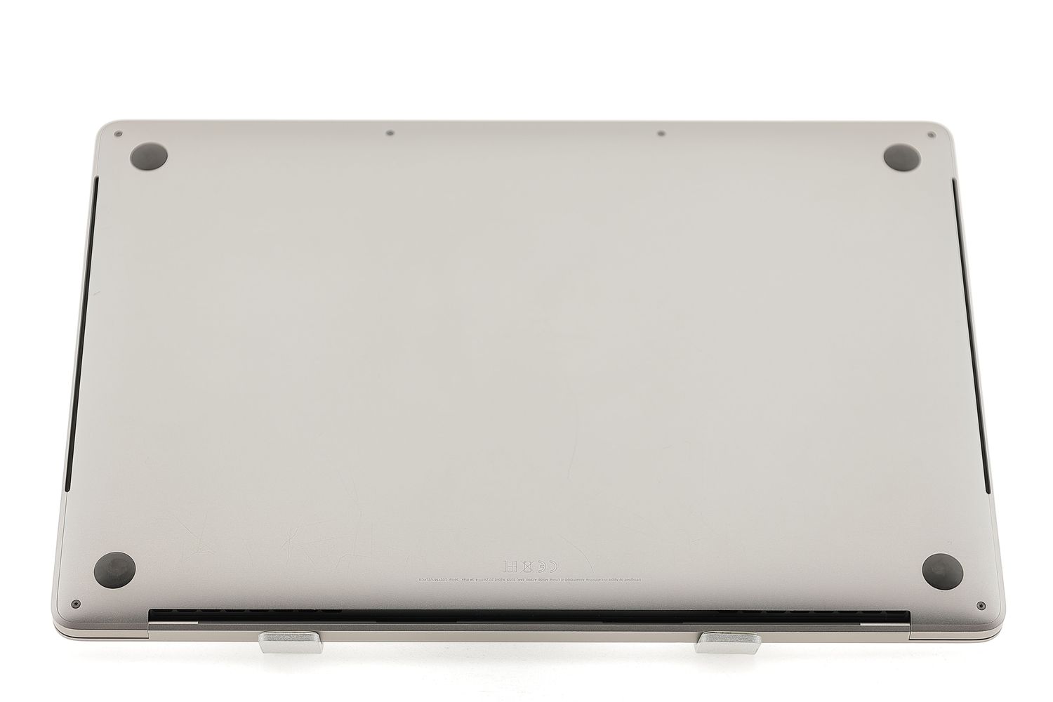 Apple MacBook Pro 15″ Touch Bar 2019, i9 2.3 GHz, 16 GB, AMD Radeon Pro 560X 512 GB Space Gray - Foarte bun