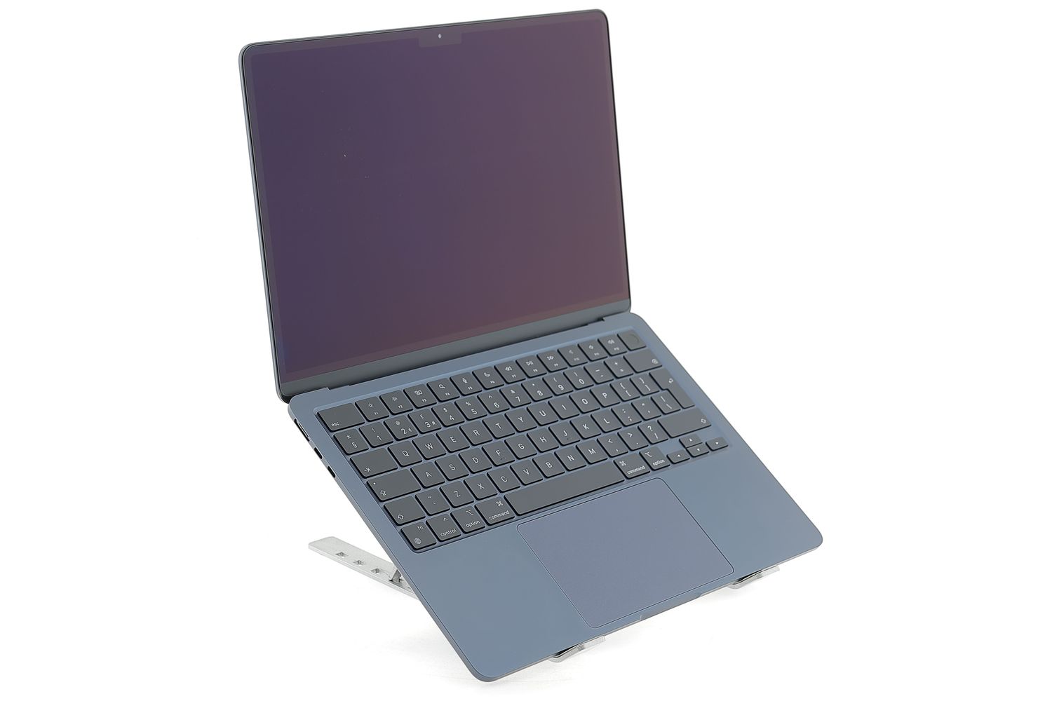 Apple MacBook Air 13″ 2024, M3 8 Cores, 8 GB, 10 core GPU 256 GB Midnight - Като нов