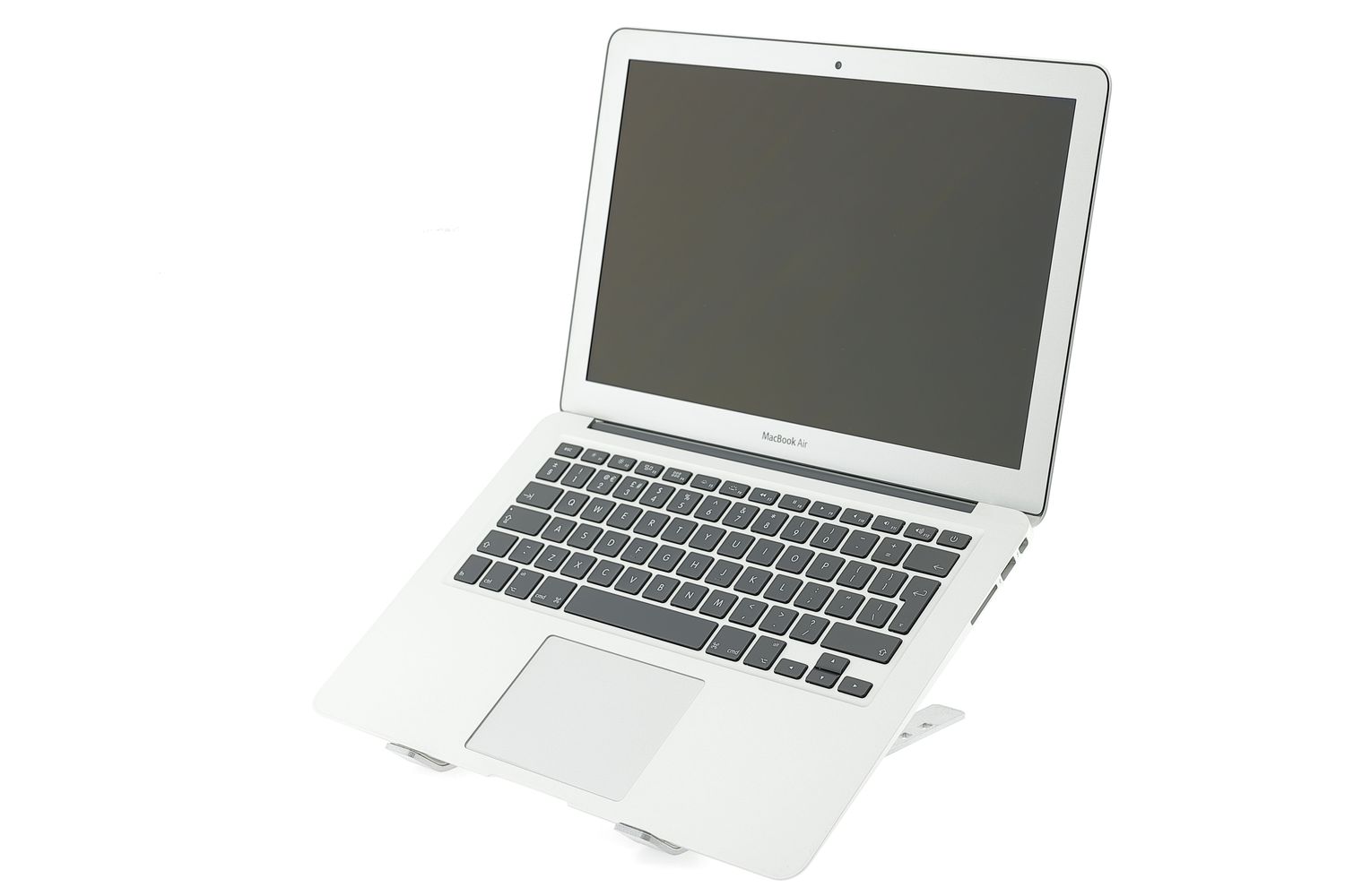 Apple MacBook Air 13″ 2017, i5 1.8 GHz, 8 GB, HD Graphics 6000 128 GB Silver - Excelent